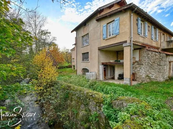 Maison 7 pièces 292 m² 