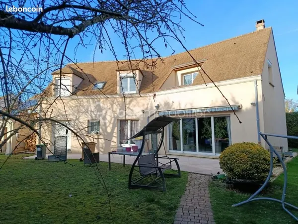 Maison 8 pièces 185 m² 