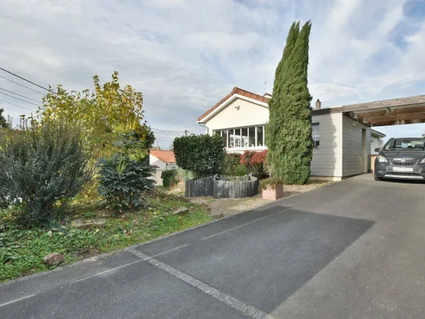 Maison de plain-pied 7 pièces 155 m² 