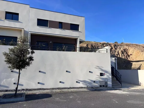 Villa 4 pièces 114 m² 