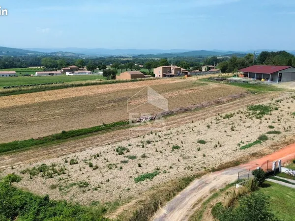 Terrain 1400 m² SAINT MARTIN DE VILLEREGLAN 