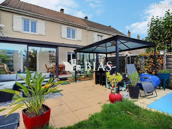 Maison 5 pièces 122 m² 
