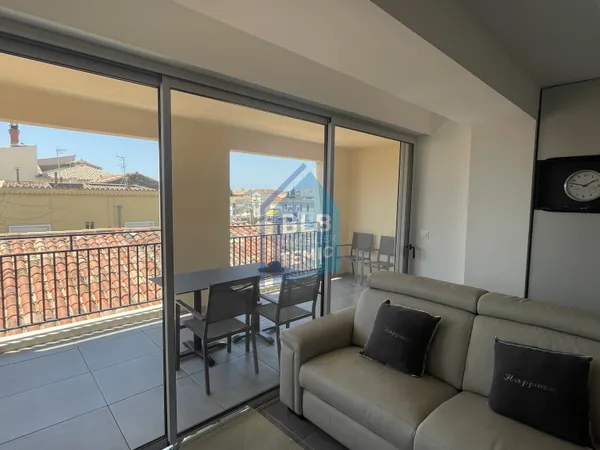 Le Grau Du Roi 5 pièces avec terrasse de 18 m2 vue canal 