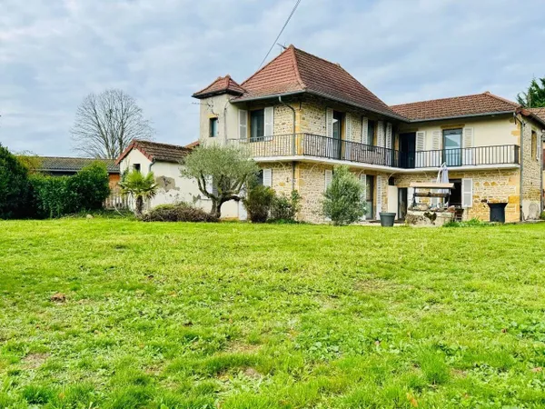 Maison 5 pièces 160 m² 