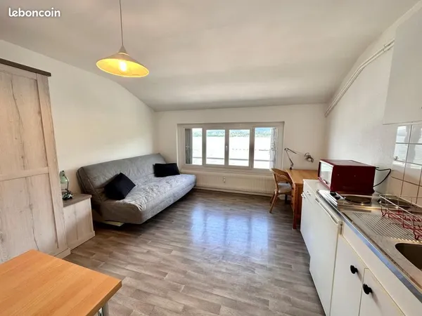 Studio 1 pièce 21 m² 