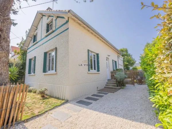 Maison de luxe 6 pièces 155 m²