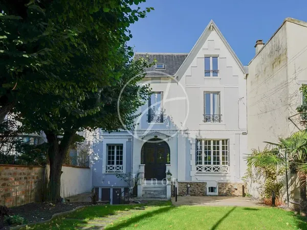 Colombes - LABOURET - Maison à louer - 7 pièces vide - 235,42m² 