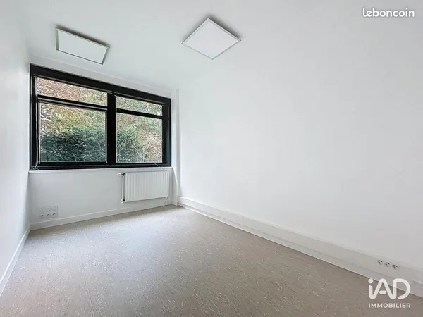 Local 40 m² RENNES 