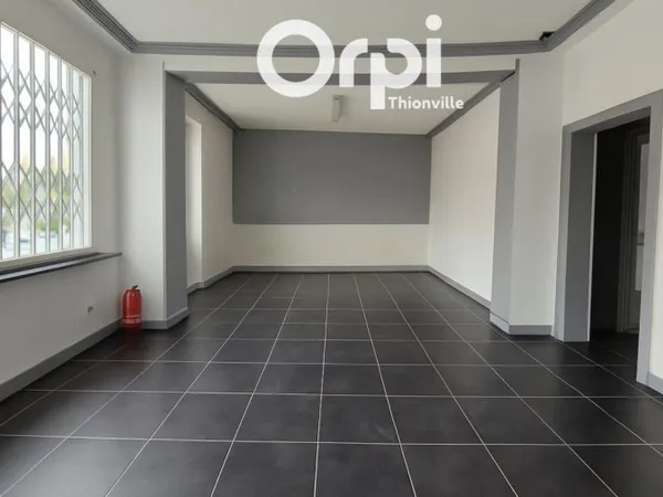 Commerce 77 m² 