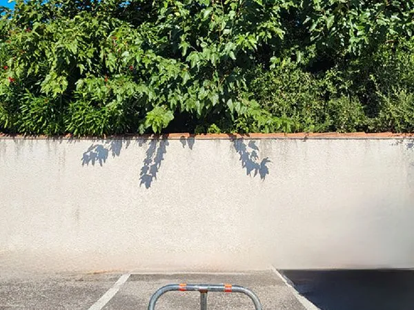 Imaginez votre place de parking discrète et tranquille à louer à Six-Fours-les-Plages 