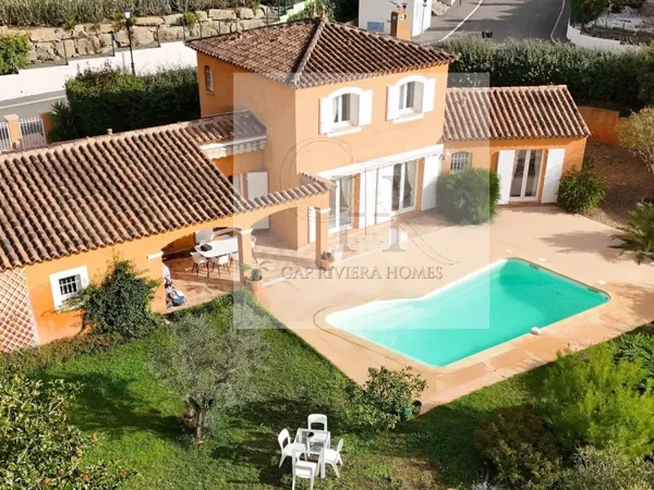 Villa 4 pièces de 127m2 à Saint-Raphaël 