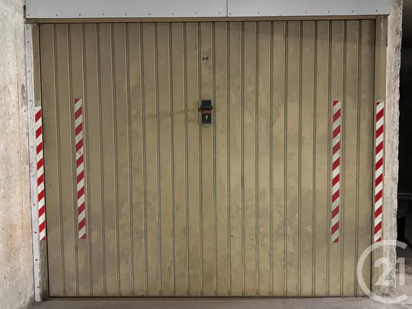 Parking 12 m² 