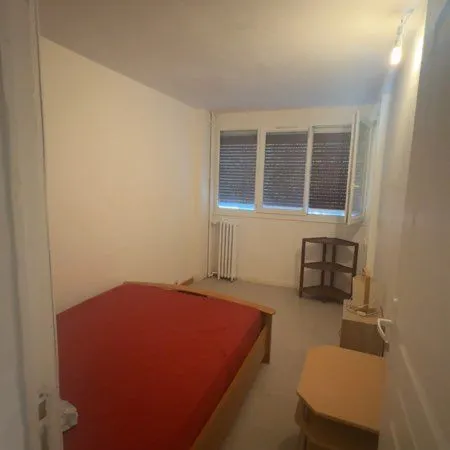 Colocation hôpital Montreuil métro 11 