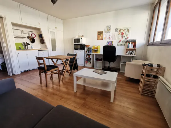 Loue Studio 25m² - Bordeaux Centre - proche Saint Seurin 