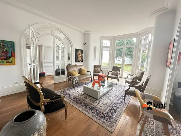 Maison de luxe 6 pièces 254 m² 