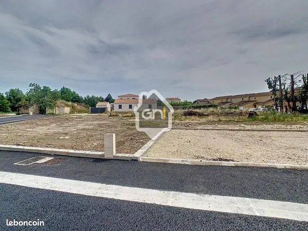 Terrain 447 m² Senas 