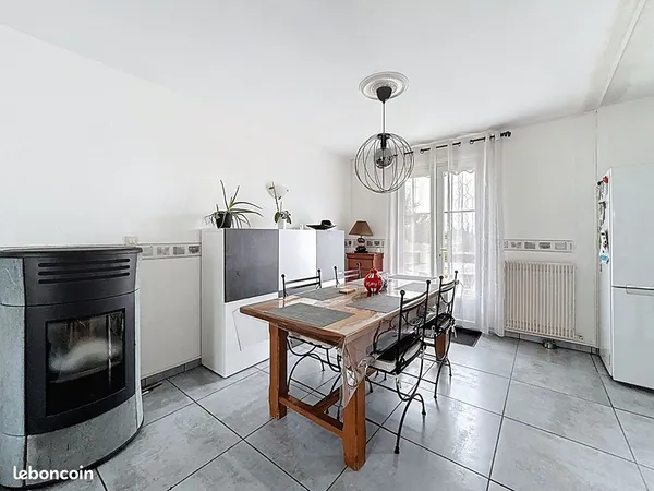 Maison 6 pièces 100 m² 