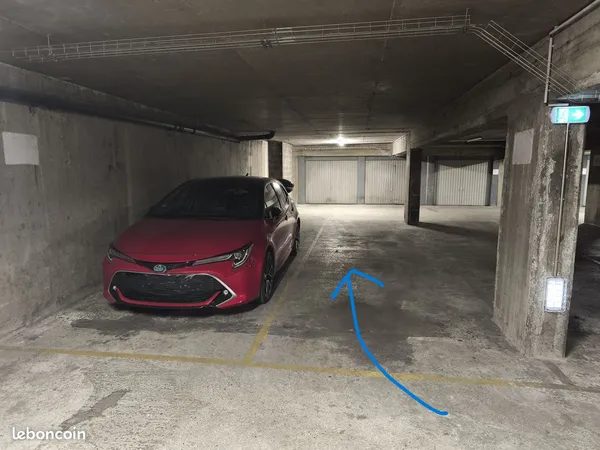Place parking - Place d'Alleray, Paris 15e 