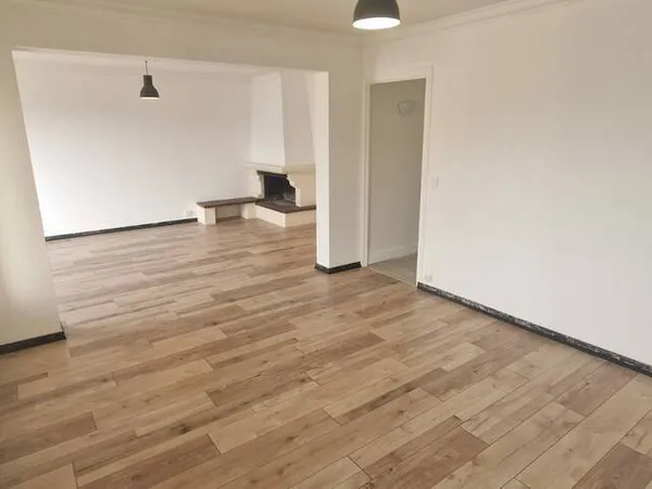 Maison 6 pièces 198 m² 