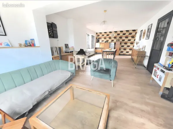 Maison 6 pièces 195 m² 