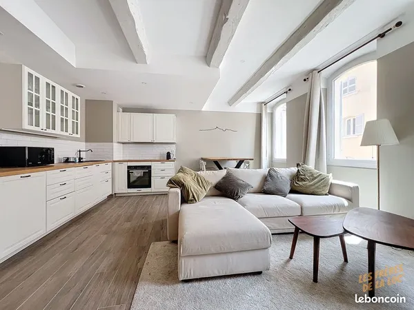 Appartement - 2 pièces - 55 m² 