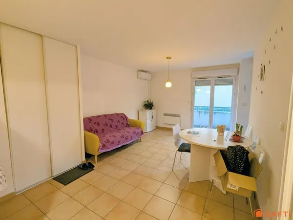 Appartement T2 loué avec parking privatif 