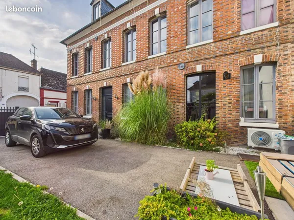 Propriété 7 pièces 250 m² 