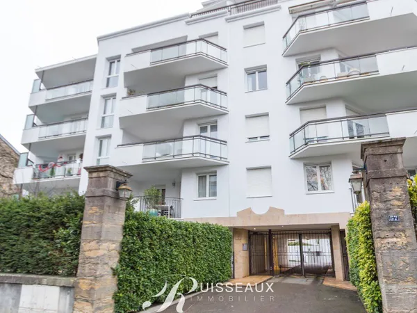 Appartement 4 pièces 93 m² 