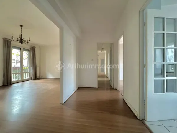Parking 113 m² 
