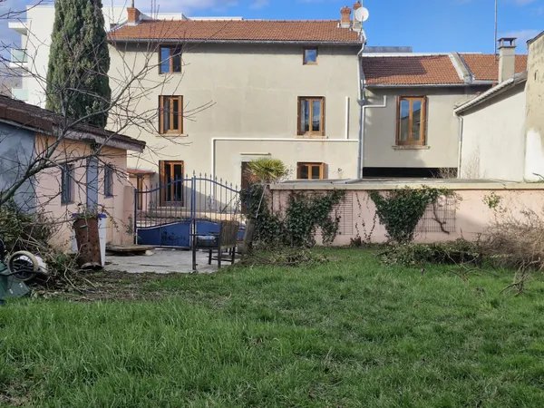 Maison 5 pièces 225 m² 