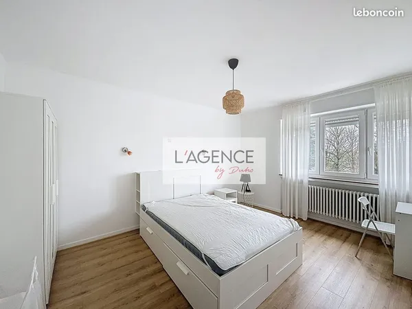 Appartement 1 pièce 14 m² 