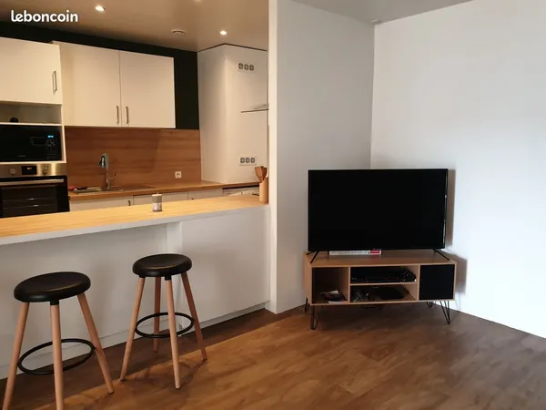 Chambre colocation : 10mn du centre ville et de St Serge 