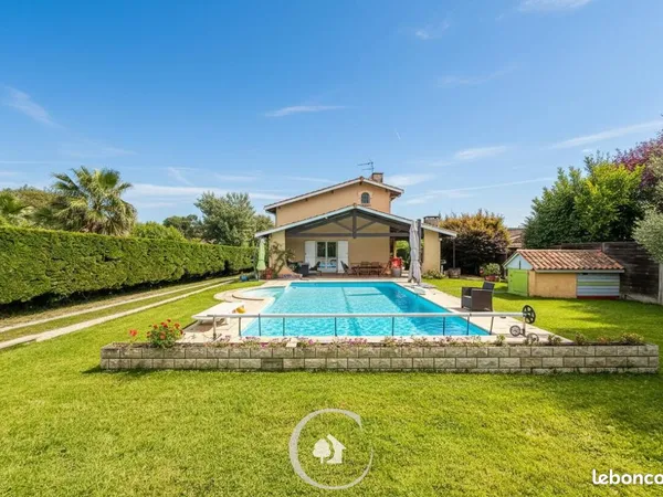 Le Taillan - Germignan maison 160m² 