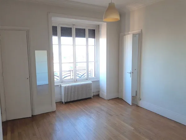 Appartement 2 pièces 62 m² 