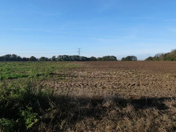 Terrain 659 m² 