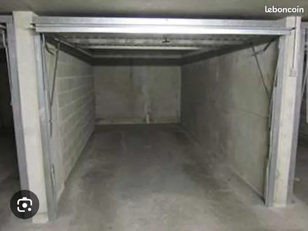 Location garage centre ville Saint fons 