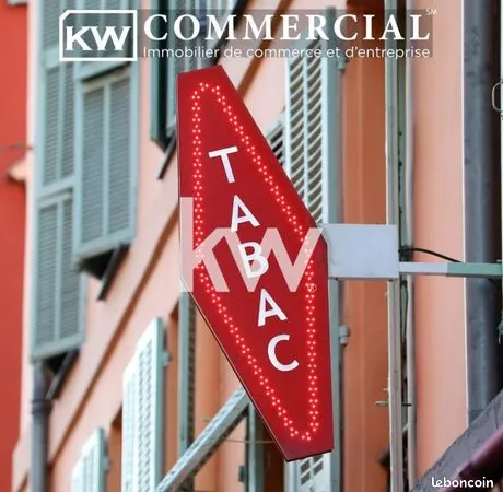 Local commercial 60 m² 