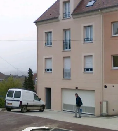 Grand Parking 17m2 Extérieur Sécurisé 