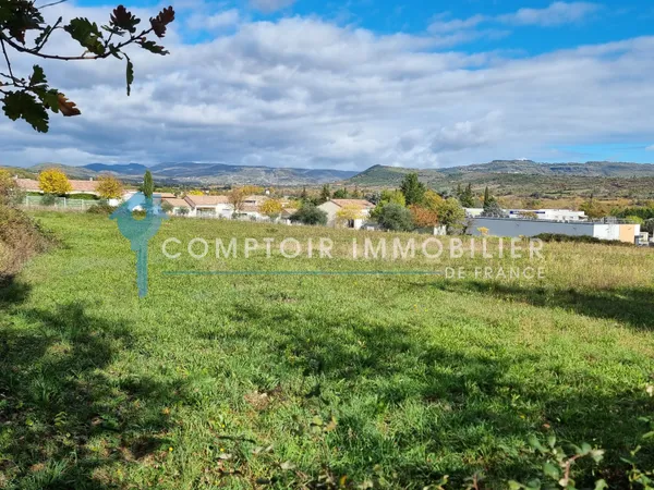 Dépt. 07 - A VENDRE à LAVILLEDIEU - Parcelle constructible d 
