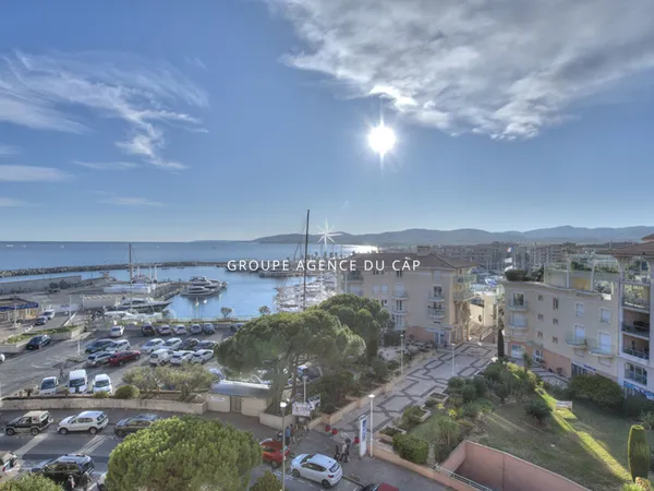 APPARTEMENT 3/4 PICECES VUE MER FREJUS PLAGE 