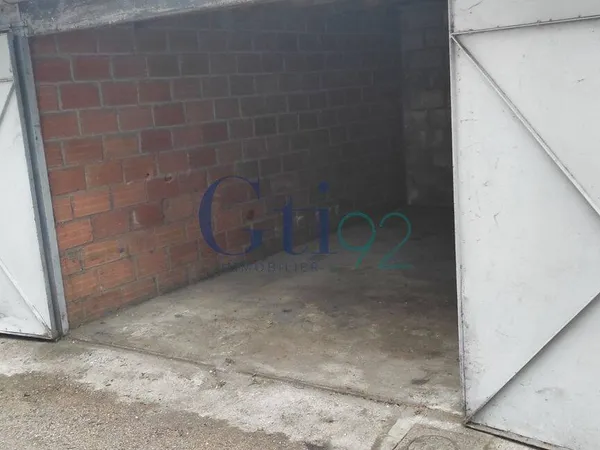 Box de stockage 14 m² 