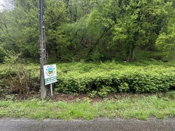 Terrain 887 m²