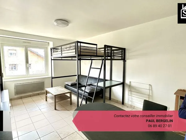 Studio 1 pièce 30 m² 