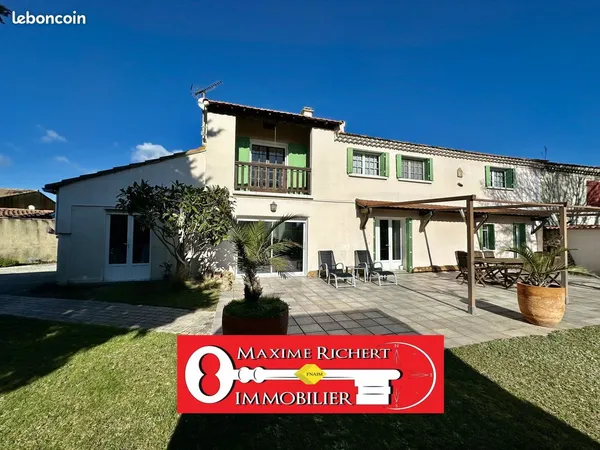 Mas 5 pièces 140 m² 