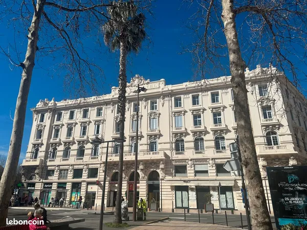 Superbe appartement T2 41 m2 Place du Général de Gaulle 