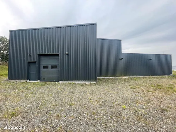 Local 200 m² MINIHY TREGUIER 