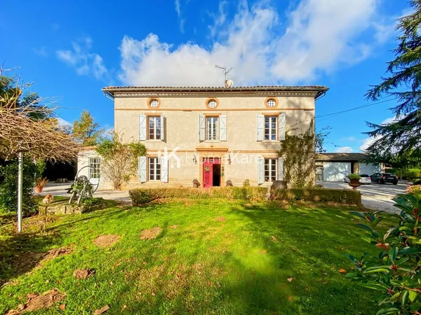 Maison de luxe 8 pièces 300 m² 