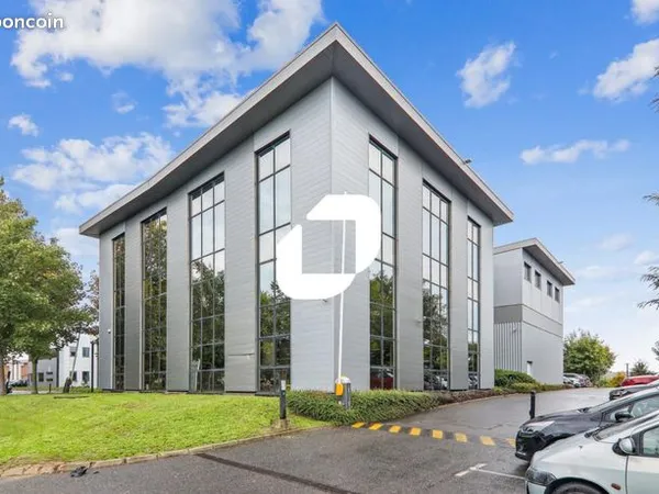 Bureaux 120 m² 