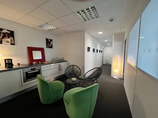Bureaux 103 m² 