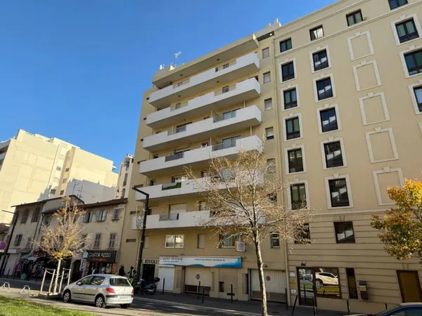 Appartement 1 pièce 28 m² 
